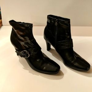 Etienne Aigner size 10 woman's ankle boots.